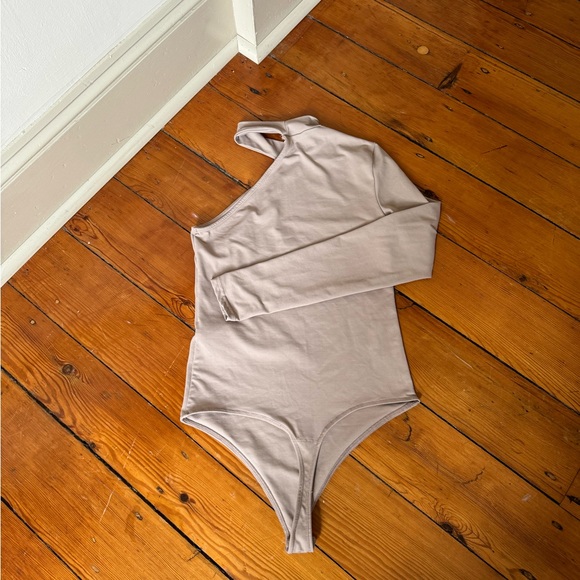 Abercrombie & Fitch Bodysuit - Picture 2 of 2